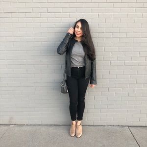 Meet your Posher, Andrea